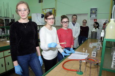 [FOTO, VIDEO] Tysiąc uczniów na seminarium chemicznym w Politechnice Rzeszowskiej