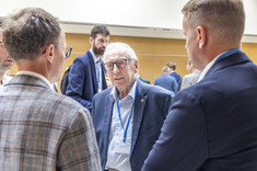 Goście i uczestnicy konferencji CZT Aeronet DL oraz Forum Współpracy Nauka-Gospodarka